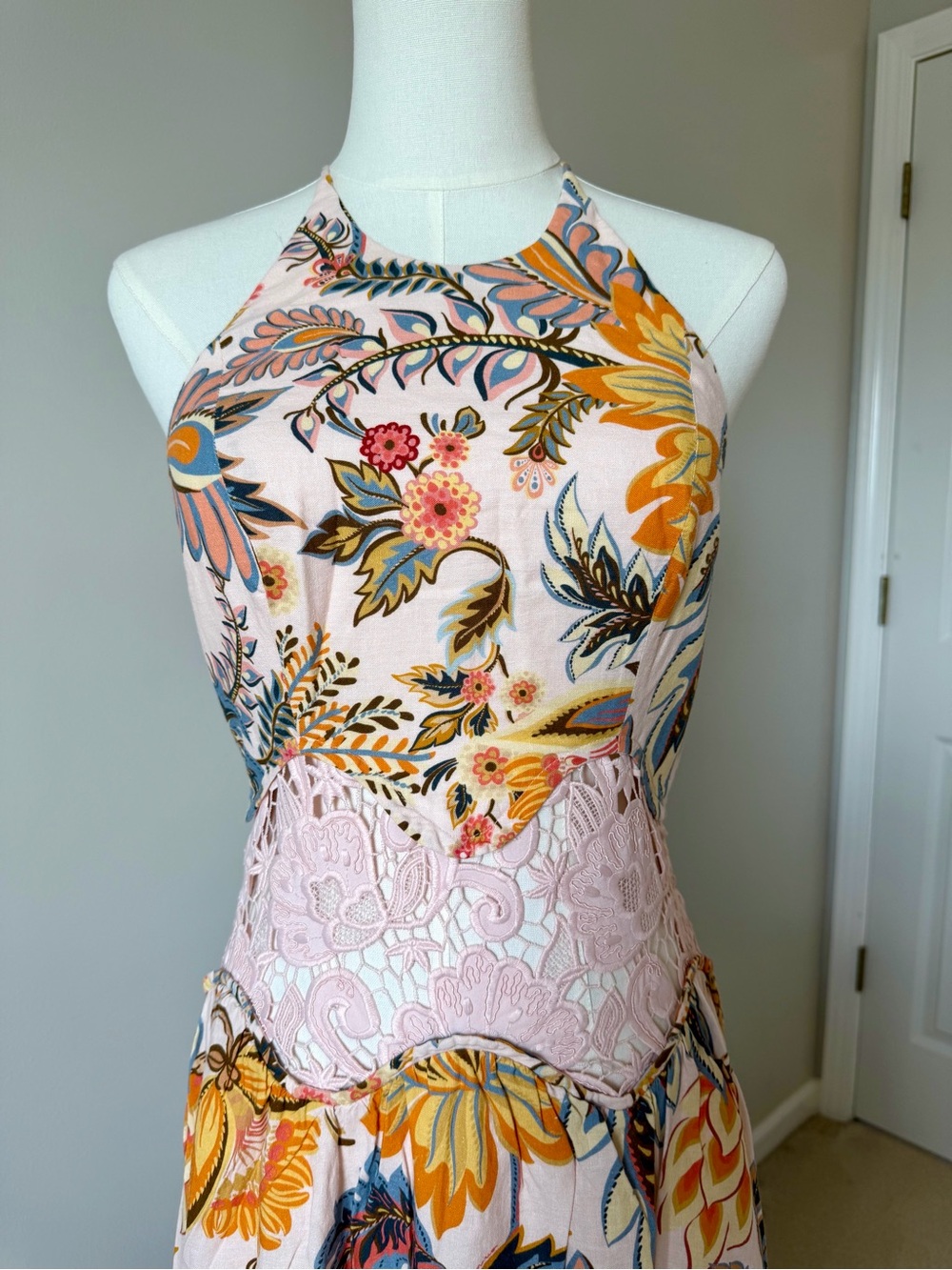 FARM Rio Ligia Floral Light Pink Lace Maxi Dress NWT - Size S/M/L - Picture 3 of 14